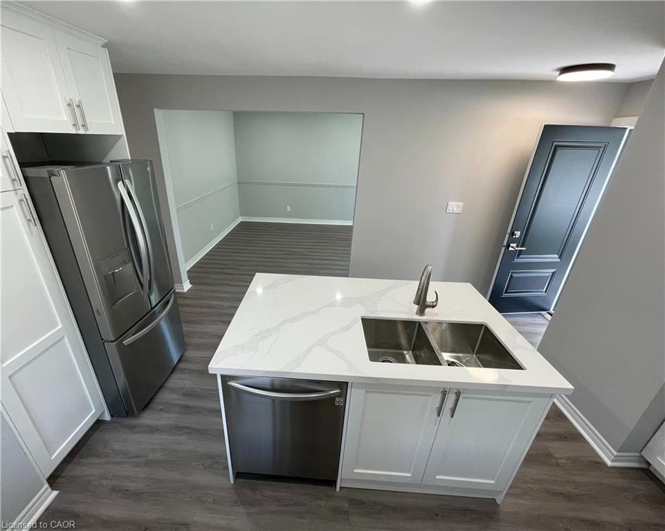 Upper-37 Goldfinch Road, Hamilton, ON, L9A 3W8 - 6