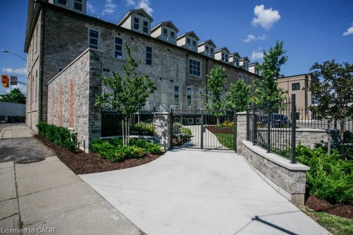 216-25 Concession Street, Cambridge, ON, N1R 2G6 - 2