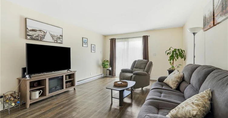 4-8646 Willoughby Drive, Niagara Falls, ON, L2G 6X7 - 4