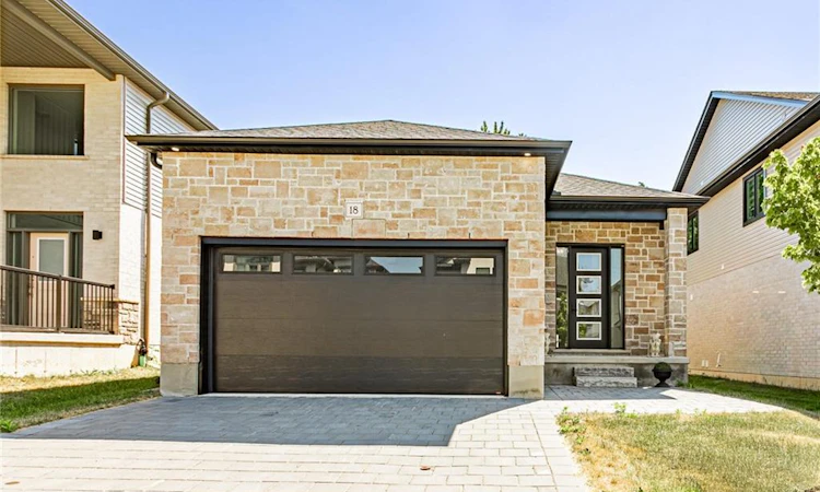 18-7966 Fallon Drive