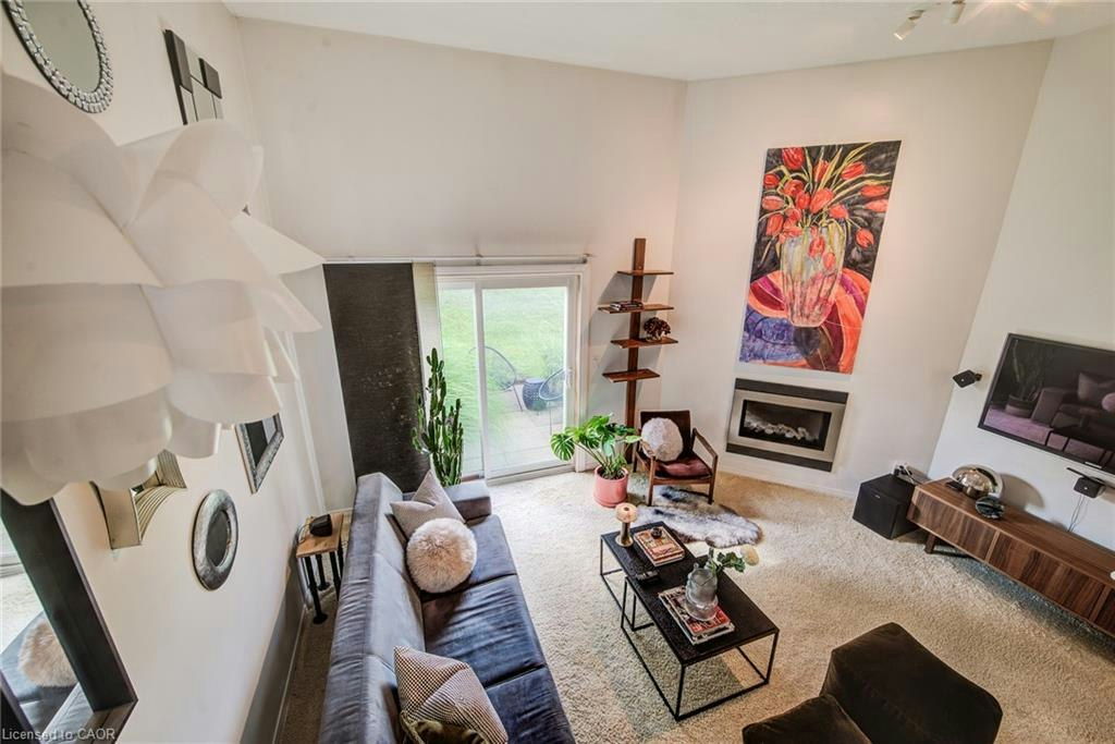 22-589 Beechwood Drive, Waterloo, ON, N2T 2K9