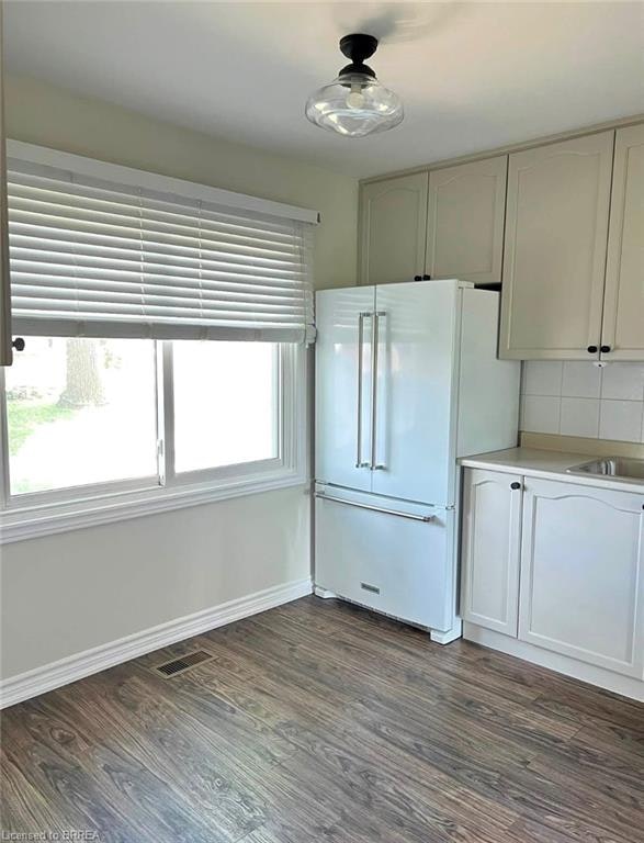 50-62 Tivoli Drive, Hamilton, ON, L9C 2E4 - 4