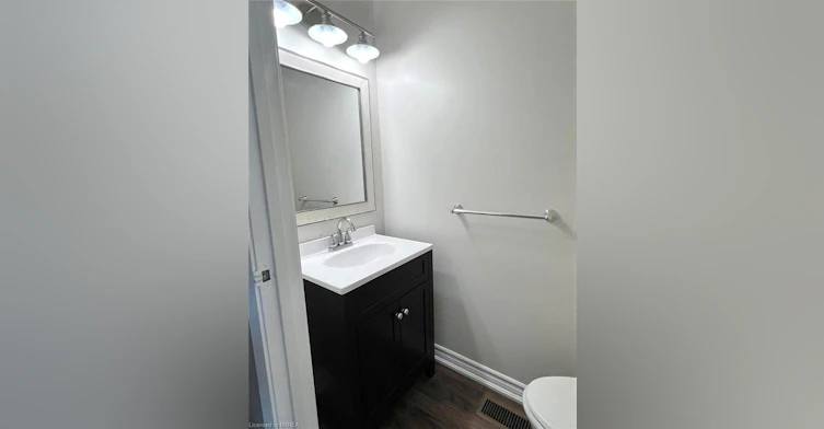 50-62 Tivoli Drive, Hamilton, ON, L9C 2E4 - 7