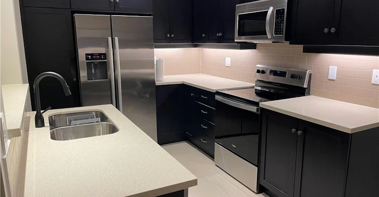 3-40 Dartmouth Gate, Hamilton, ON, L8E 0B9 - 2