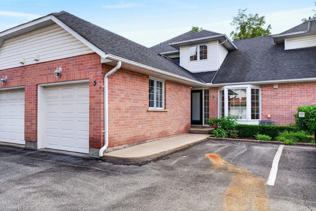 5-2435 Woodward Avenue, Burlington, ON, L7R 1V2