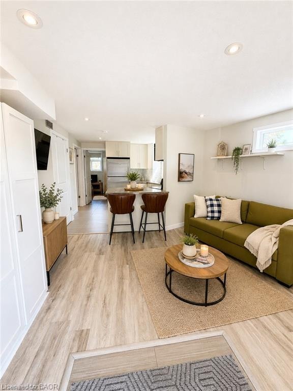 A-489 East Avenue, Kitchener, ON, N2H 1Z7 - 8