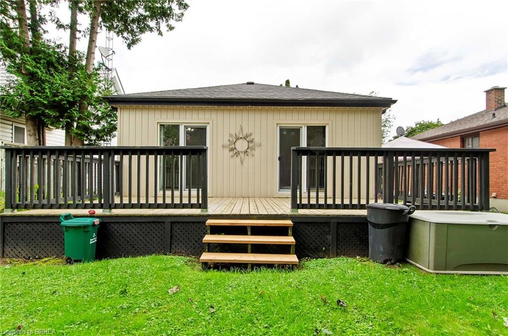 20 John Street, Brantford, ON, N3T 4H7