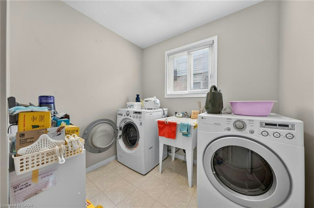632 Violet Street, Waterloo, ON, N2V 2V9 - 31