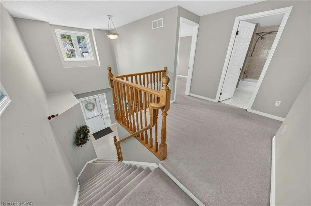 632 Violet Street, Waterloo, ON, N2V 2V9 - 32