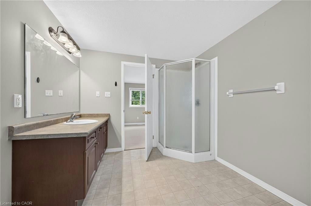 632 Violet Street, Waterloo, ON, N2V 2V9 - 44