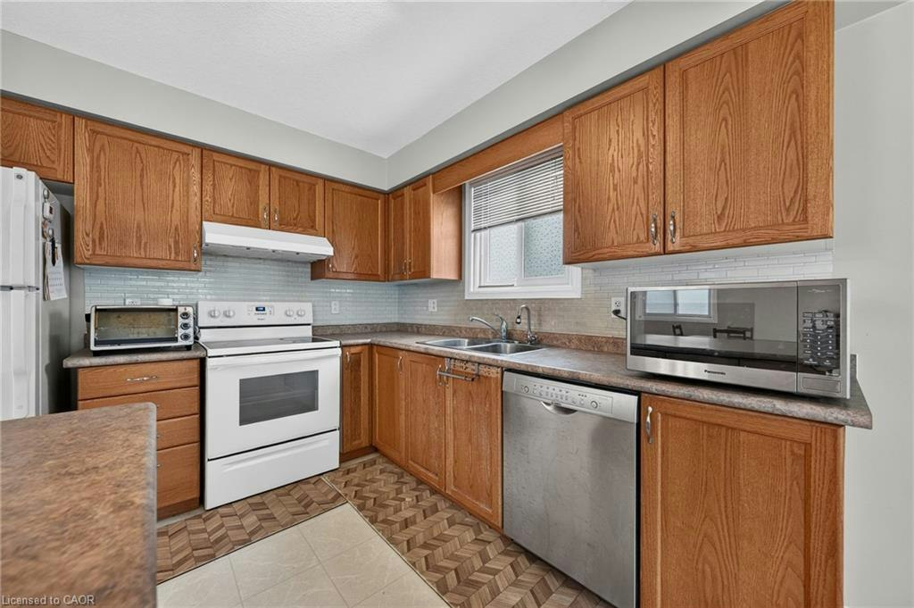 632 Violet Street, Waterloo, ON, N2V 2V9 - 22