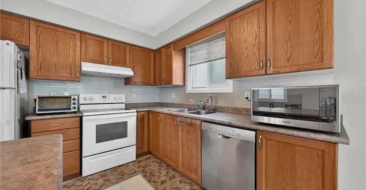 632 Violet Street, Waterloo, ON, N2V 2V9 - 22