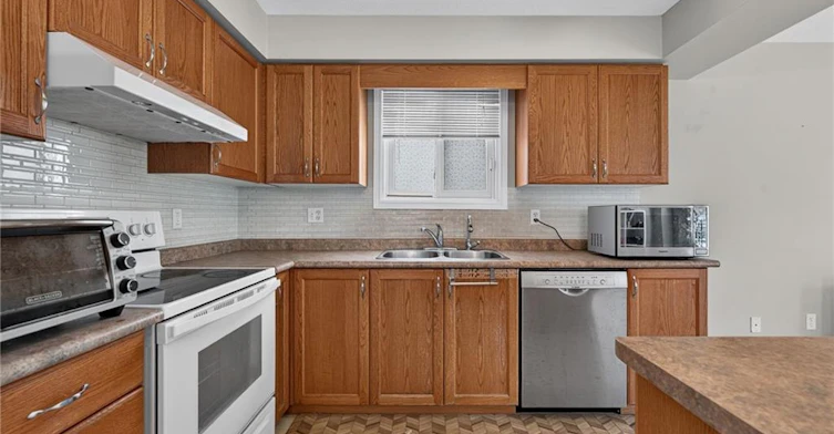 632 Violet Street, Waterloo, ON, N2V 2V9 - 23
