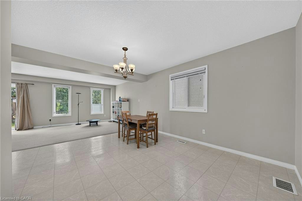632 Violet Street, Waterloo, ON, N2V 2V9 - 11