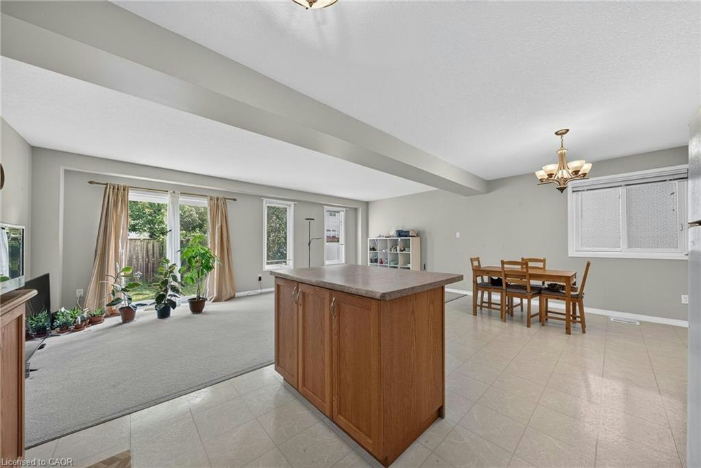 632 Violet Street, Waterloo, ON, N2V 2V9 - 24