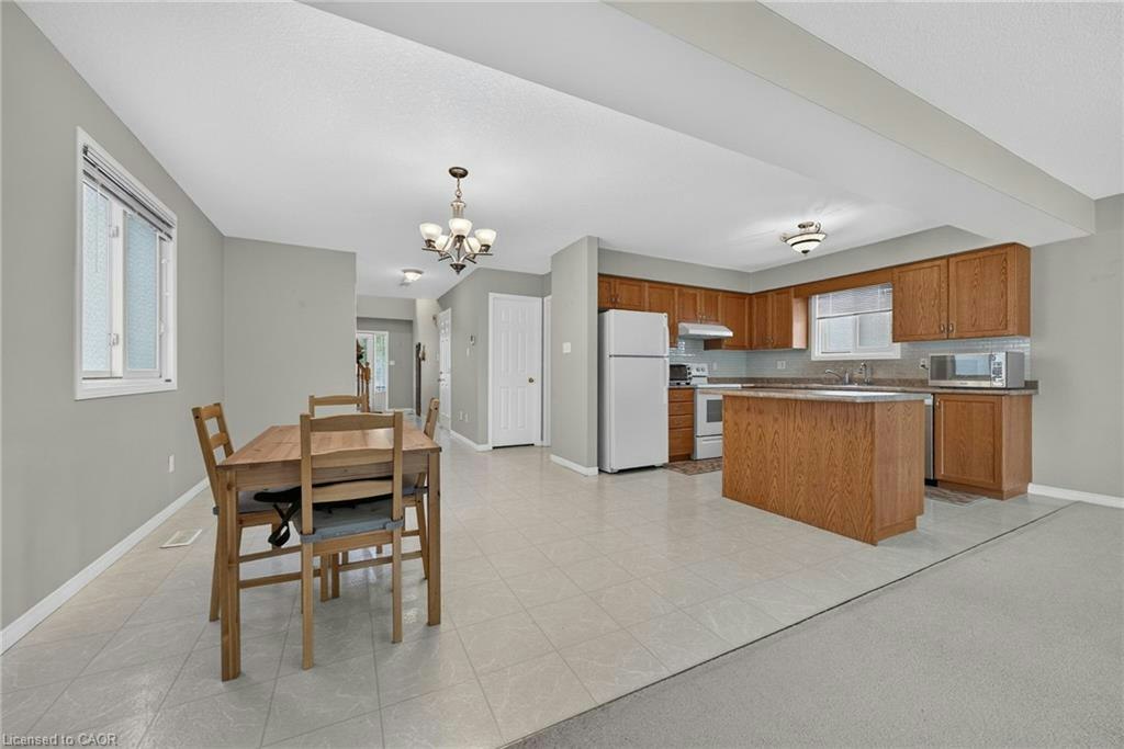 632 Violet Street, Waterloo, ON, N2V 2V9 - 16