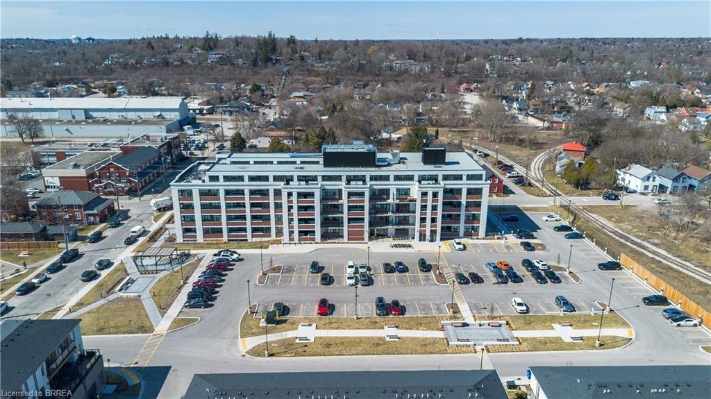211-120 Huron Street, Guelph, ON, N1E 0T8 - 9