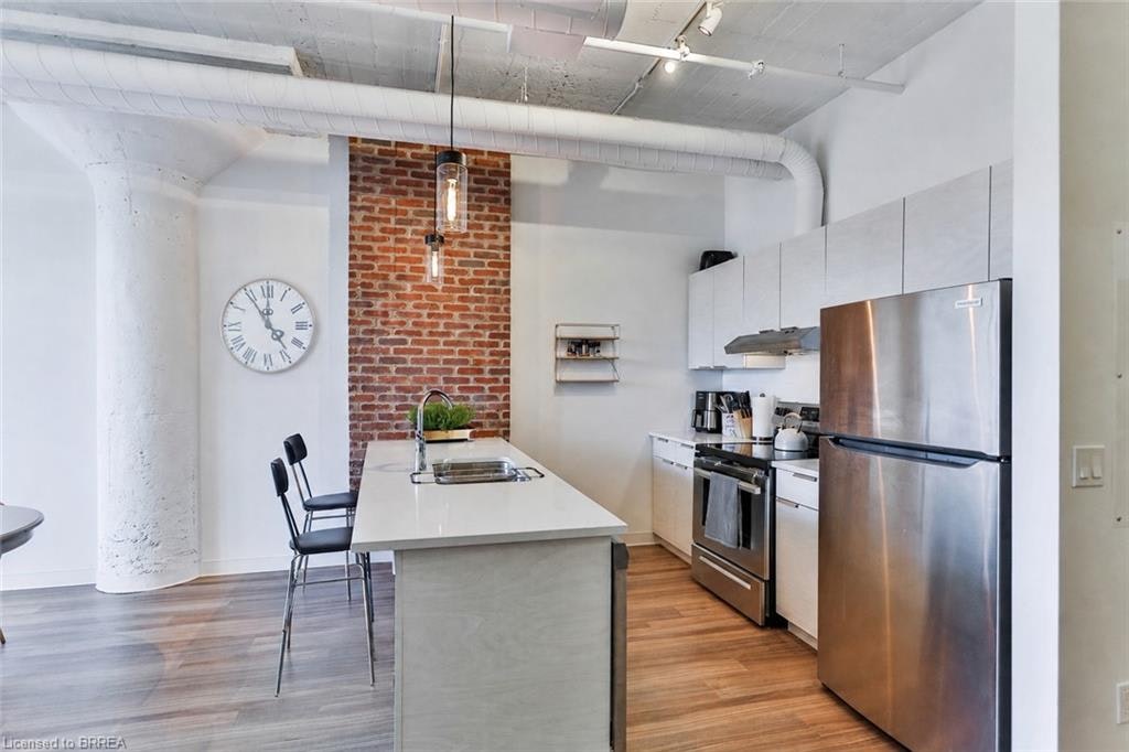 211-120 Huron Street, Guelph, ON, N1E 0T8