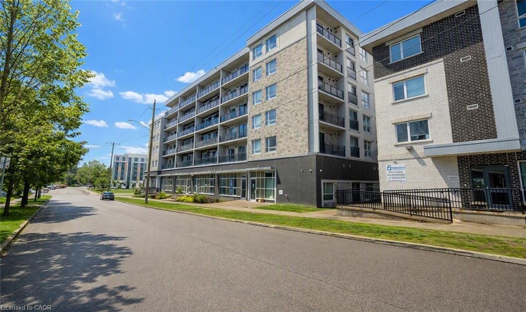 F-114-275 Larch Street, Waterloo, ON, N2L 0J3