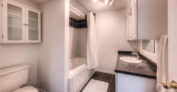 25 Idle Ridge Court, Kitchener, ON, N2A 3W3 - 8