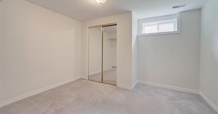 25 Idle Ridge Court, Kitchener, ON, N2A 3W3 - 14