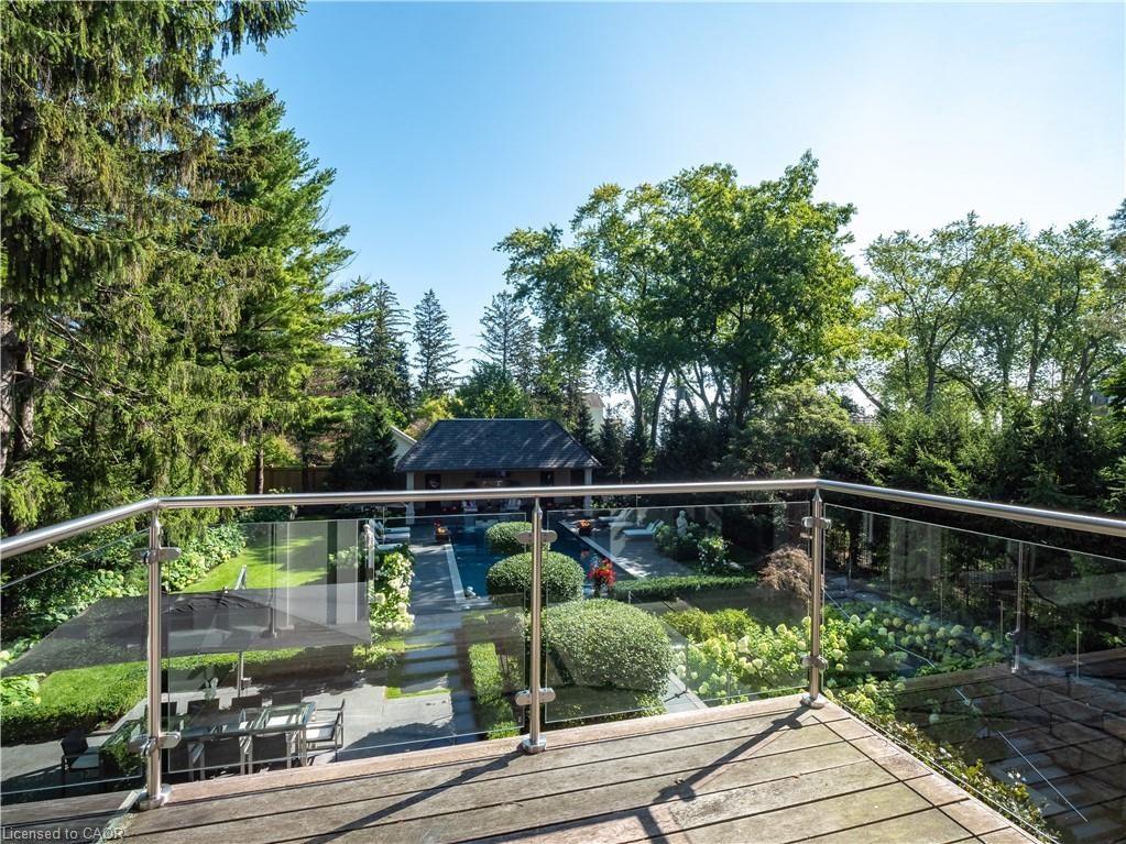 15 Chartwell Road, Oakville, ON, L6J 3Z3 - 15