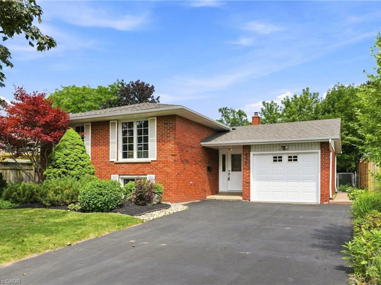 635 Ramsgate Road, Burlington, ON, L7N 2X9