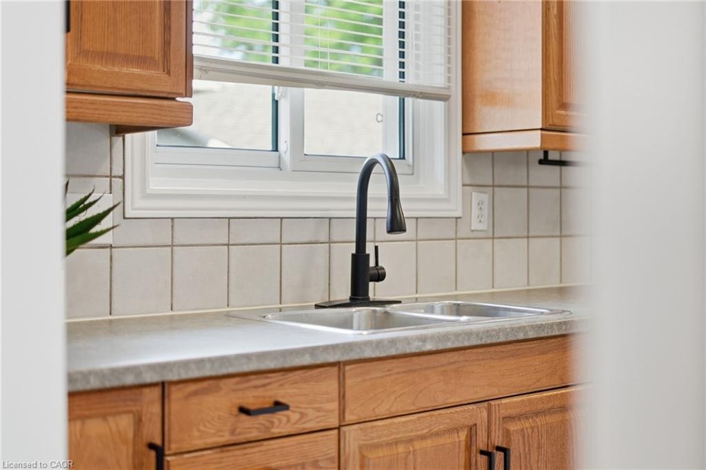 635 Ramsgate Road, Burlington, ON, L7N 2X9 - 12