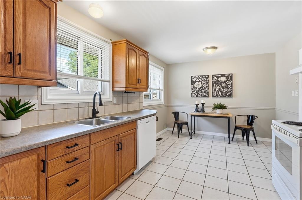 635 Ramsgate Road, Burlington, ON, L7N 2X9 - 11