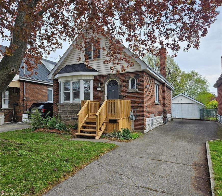 75 Barons Avenue S, Hamilton, ON, L8K 2Y4