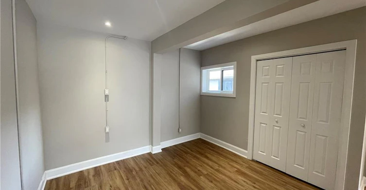 B8-540 King Street E, Hamilton, ON, L8N 1E2 - 6
