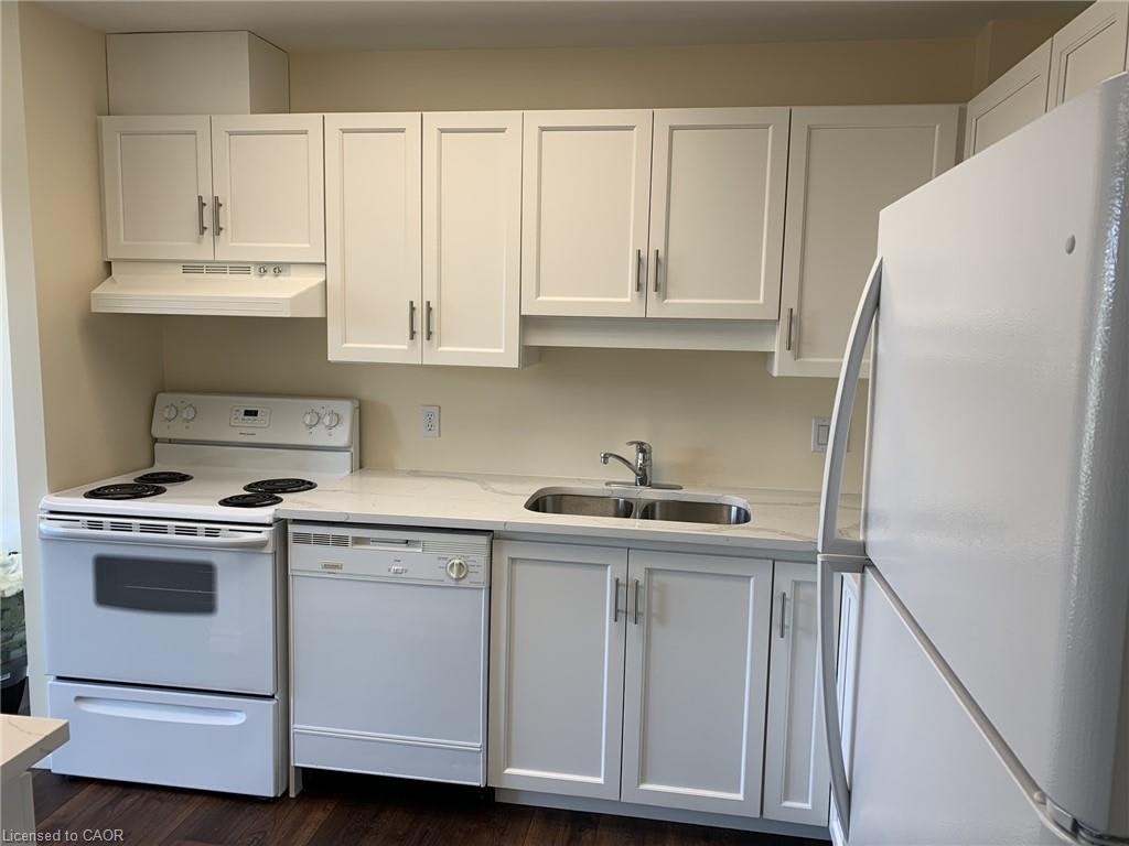 102-405 Erb Street W, Waterloo, ON, N2L 1W7 - 5