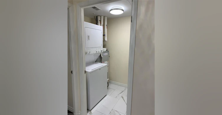 102-405 Erb Street W, Waterloo, ON, N2L 1W7 - 10