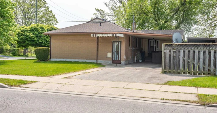 LOWER-48 Mcdonald Avenue, Cambridge, ON, N1R 4J2 - 2