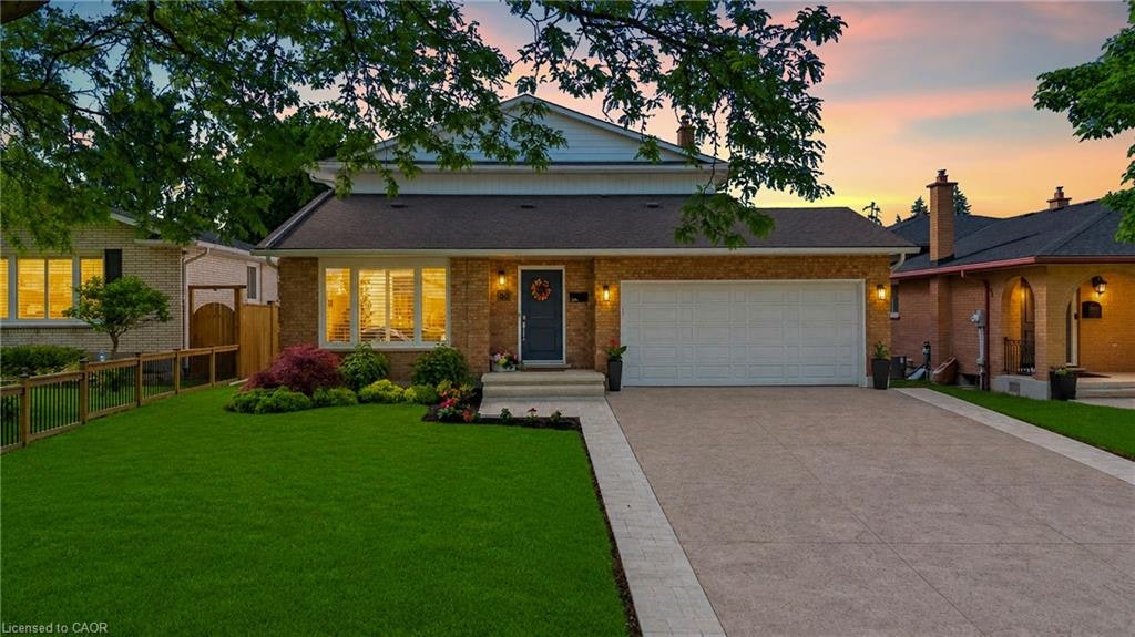30 Orlando Drive, St. Catharines, ON, L2N 6X4