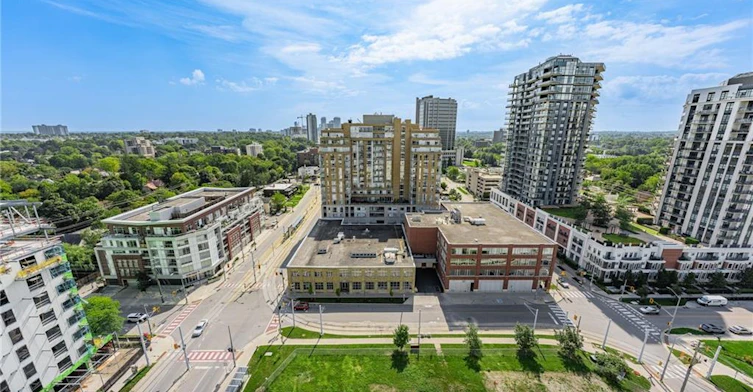 1512-181 King Street S, Waterloo, ON, N2J 0E7 - 31