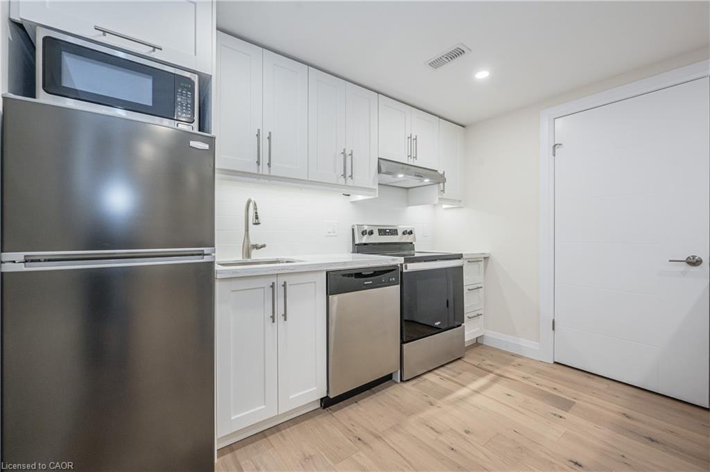 LOWER-348 Forest Hill Drive, Kitchener, ON, N2M 4H2 - 11