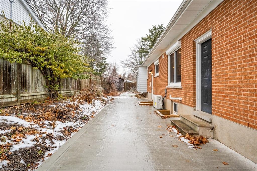 LOWER-348 Forest Hill Drive, Kitchener, ON, N2M 4H2 - 22