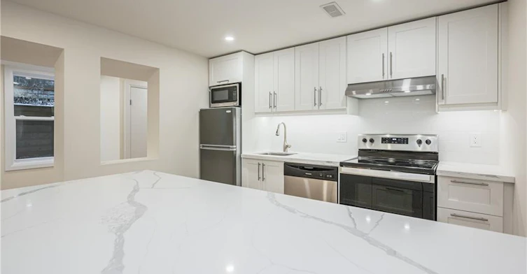 LOWER-348 Forest Hill Drive, Kitchener, ON, N2M 4H2