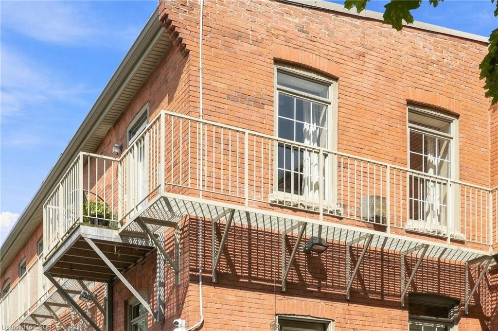 202-54 Alanson Street, Hamilton, ON, L8N 1W5 - 26