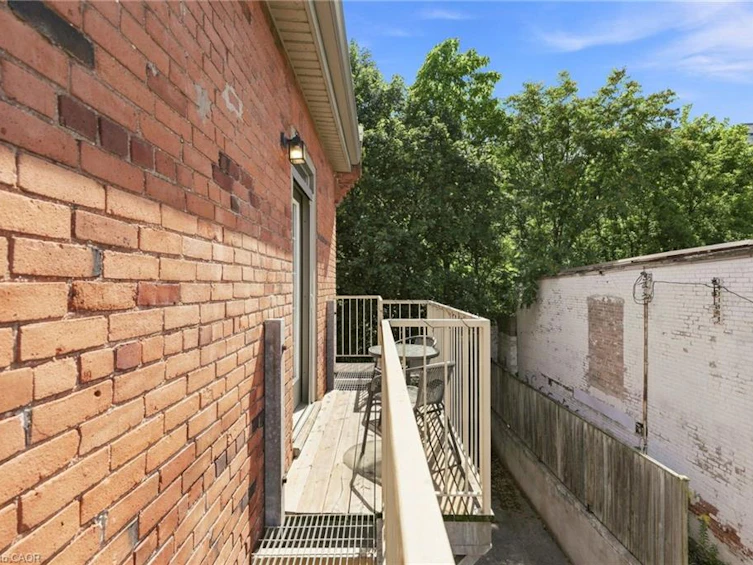 202-54 Alanson Street, Hamilton, ON, L8N 1W5 - 25