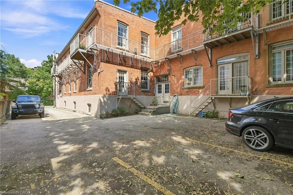 202-54 Alanson Street - 4