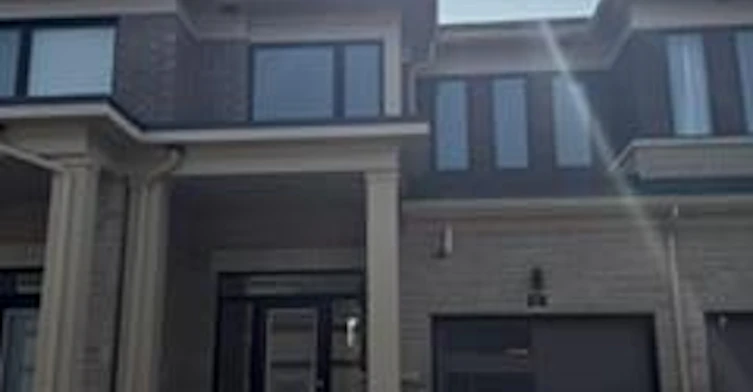 67 Watts Mews, Kawartha Lakes, ON, K9V 5Z5