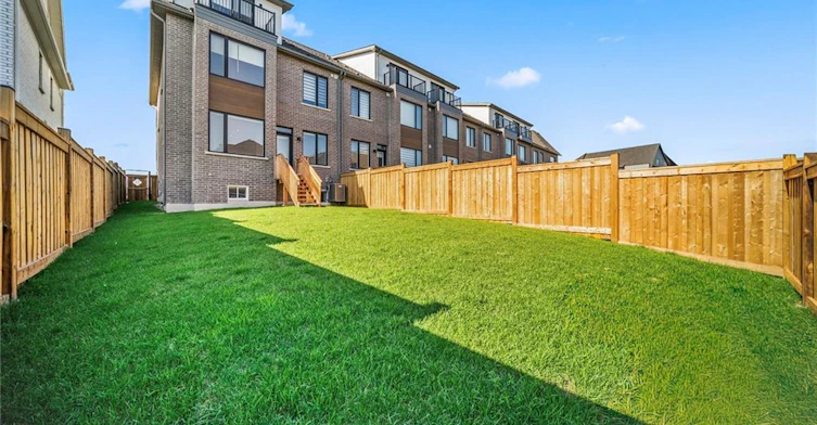 102 Settlers Road E, Oakville, ON, L6H 7W5 - 33