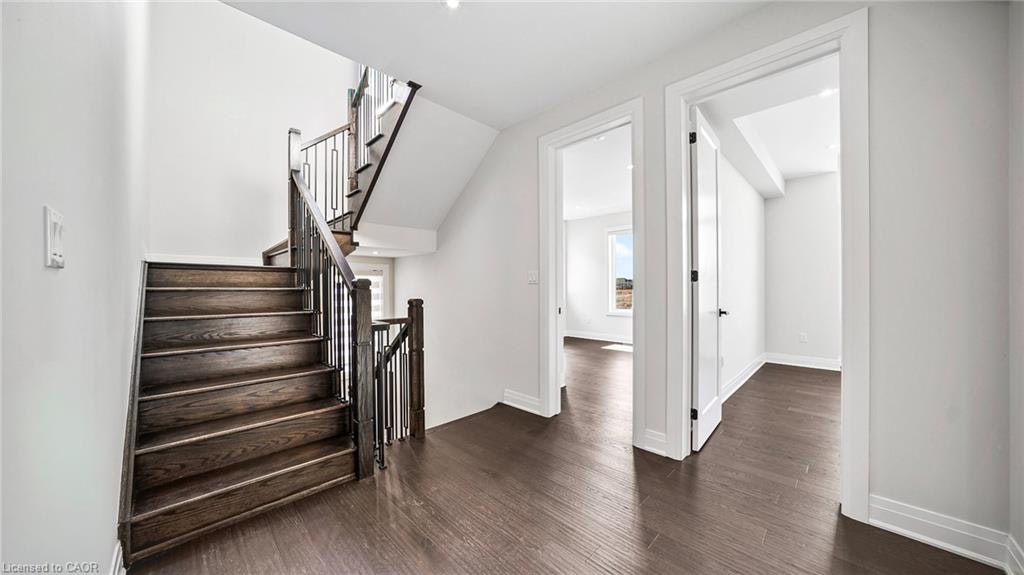 102 Settlers Road E, Oakville, ON, L6H 7W5 - 15