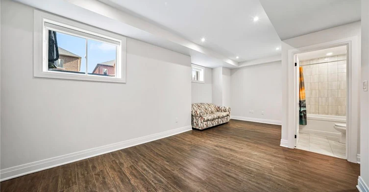 102 Settlers Road E, Oakville, ON, L6H 7W5 - 29