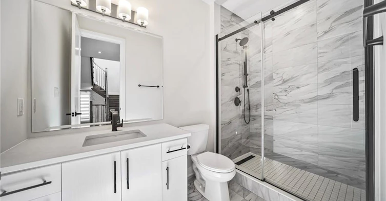 102 Settlers Road E, Oakville, ON, L6H 7W5 - 14