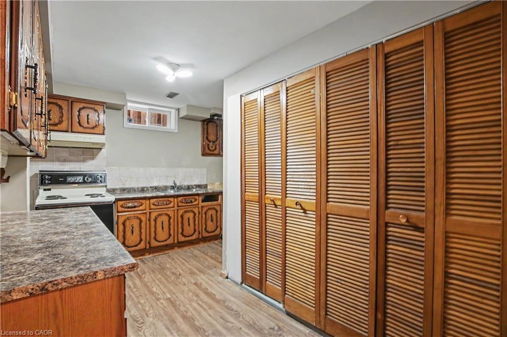 14 Indian Crescent, Hamilton, ON, L8V 4V6 - 9