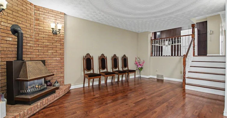 14 Indian Crescent, Hamilton, ON, L8V 4V6 - 6