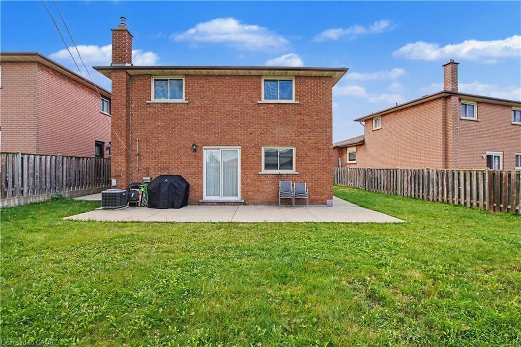 14 Indian Crescent, Hamilton, ON, L8V 4V6 - 18